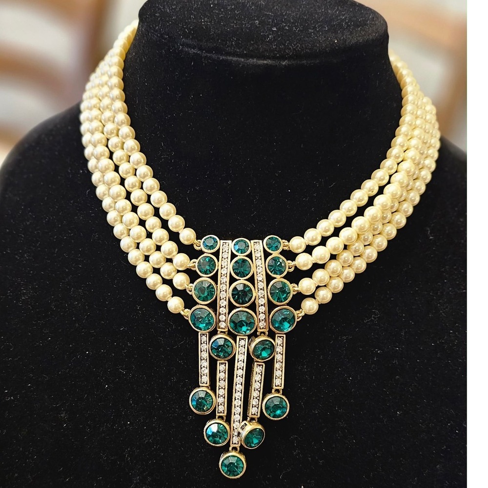 Heidi Daus An Affair To Remember Strand Emerald Statement Necklace Choker